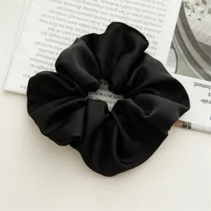 Holiday Scrunchie Black